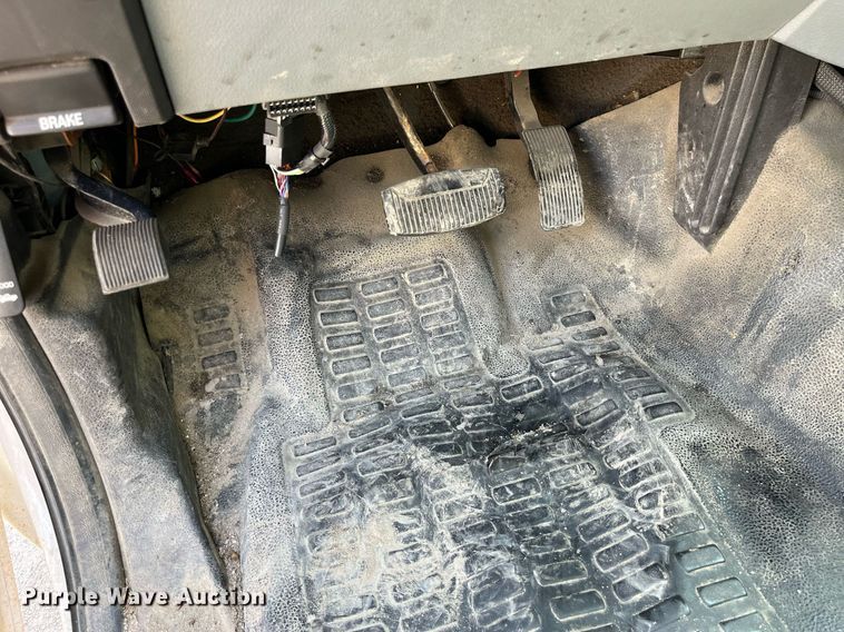 image for item DM4967 2011 Ford F350 Super Duty XL  dump bed pickup truck