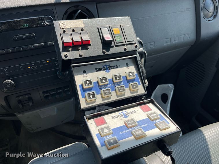 image for item DM4967 2011 Ford F350 Super Duty XL  dump bed pickup truck