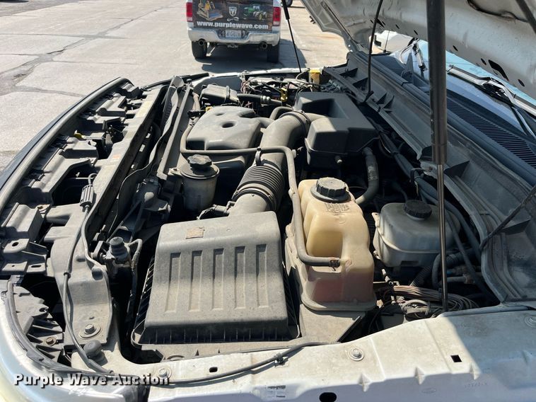 image for item DM4967 2011 Ford F350 Super Duty XL  dump bed pickup truck