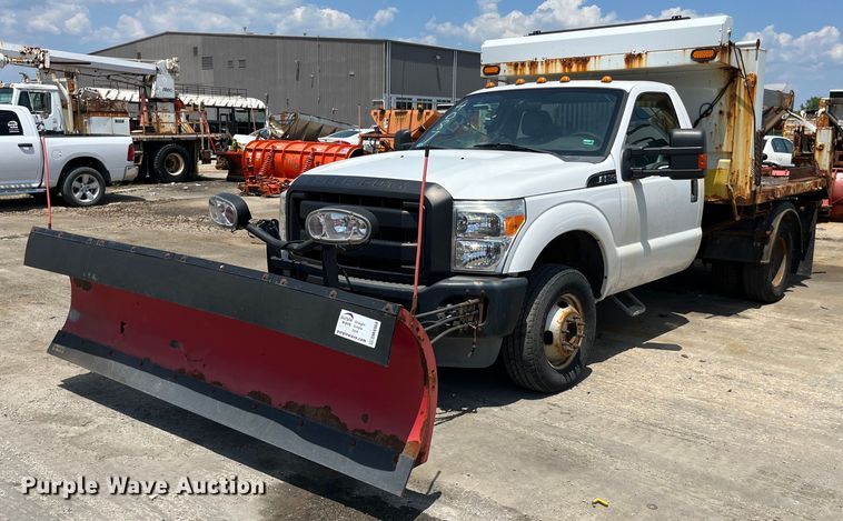 image for item DM4968 2011 Ford F350 Super Duty XL  dump bed pickup truck