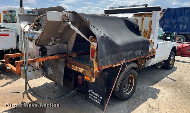 image for item DM4968 2011 Ford F350 Super Duty XL  dump bed pickup truck