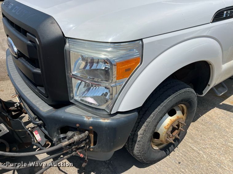 image for item DM4968 2011 Ford F350 Super Duty XL  dump bed pickup truck