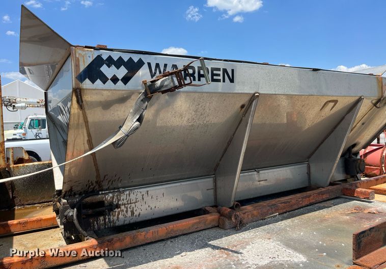 image for item DM4968 2011 Ford F350 Super Duty XL  dump bed pickup truck