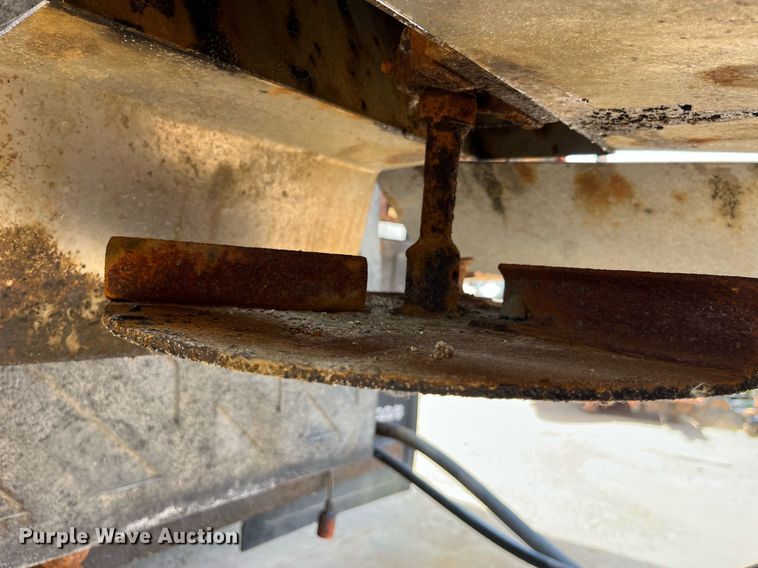 image for item DM4968 2011 Ford F350 Super Duty XL  dump bed pickup truck