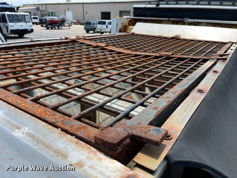 image for item DM4968 2011 Ford F350 Super Duty XL  dump bed pickup truck