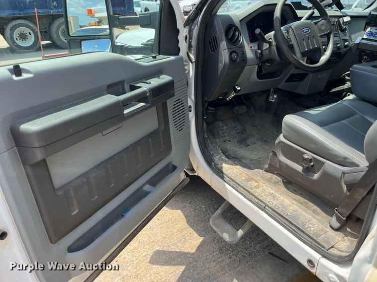 image for item DM4968 2011 Ford F350 Super Duty XL  dump bed pickup truck