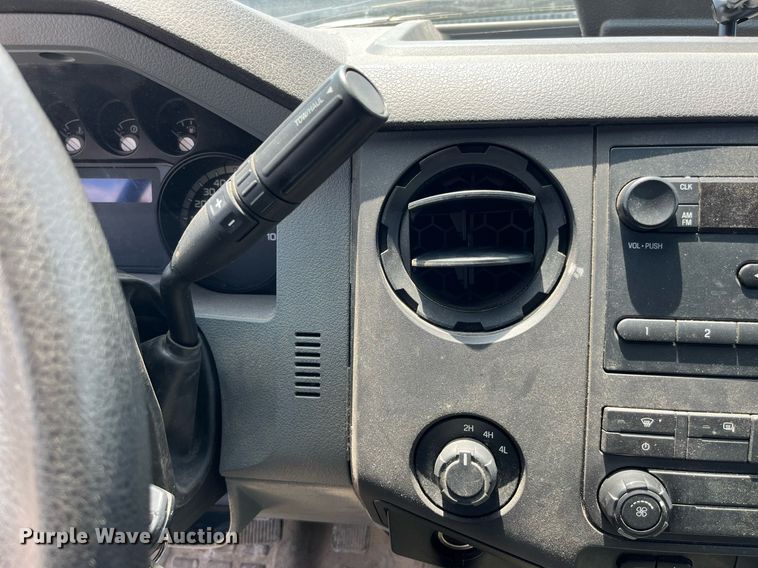 image for item DM4968 2011 Ford F350 Super Duty XL  dump bed pickup truck