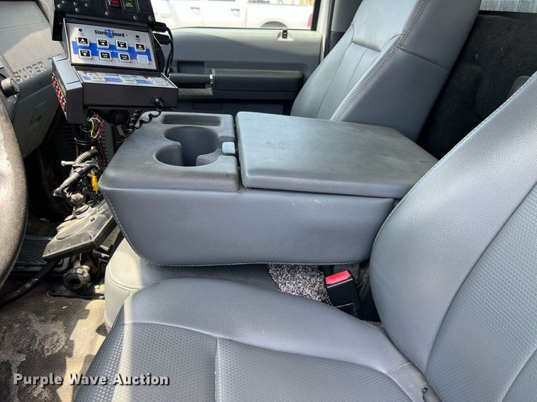 image for item DM4968 2011 Ford F350 Super Duty XL  dump bed pickup truck