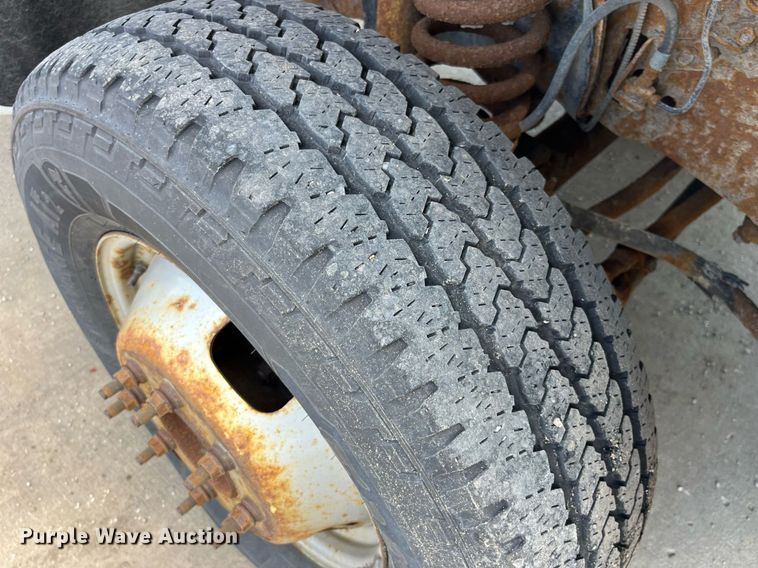 image for item DM4968 2011 Ford F350 Super Duty XL  dump bed pickup truck