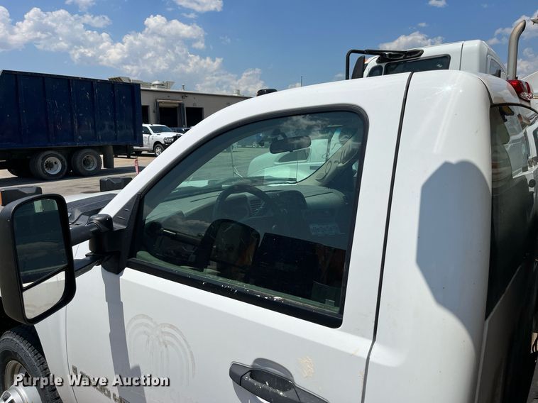 image for item DM4969 2009 Chevrolet Silverado 3500HD  dump bed pickup truck