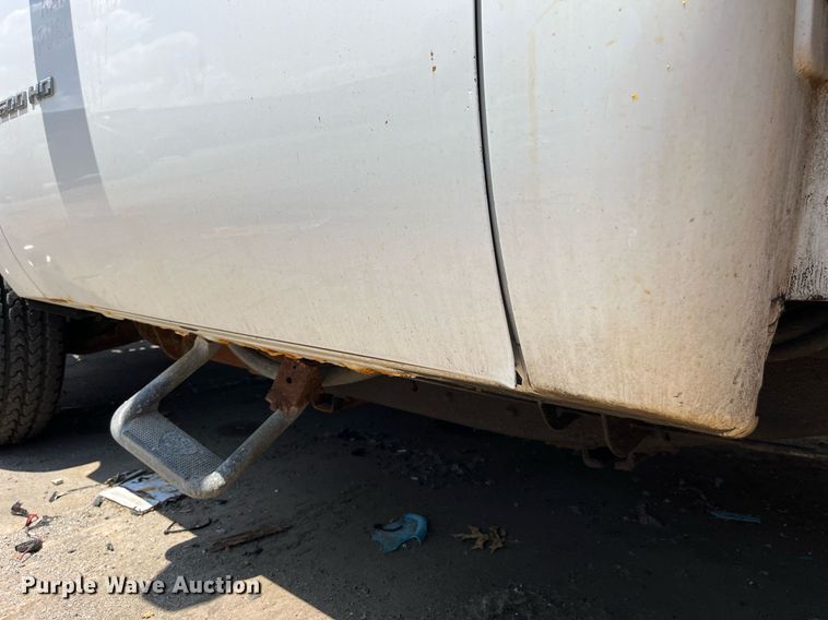 image for item DM4969 2009 Chevrolet Silverado 3500HD  dump bed pickup truck