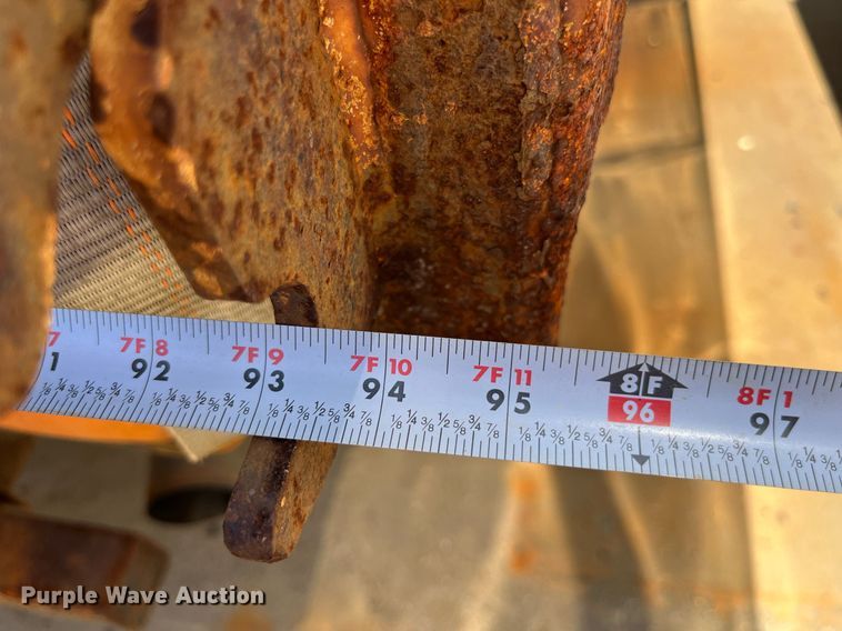 image for item DM4969 2009 Chevrolet Silverado 3500HD  dump bed pickup truck