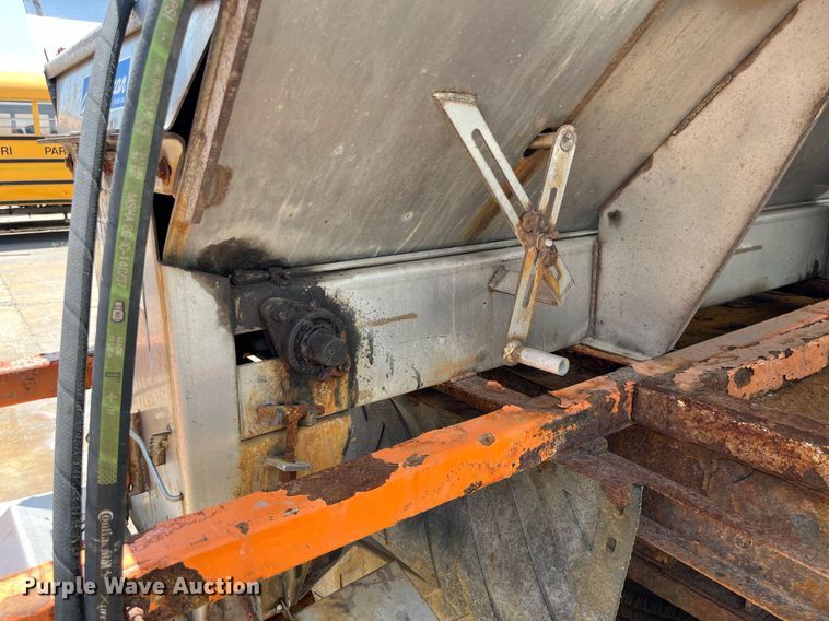 image for item DM4969 2009 Chevrolet Silverado 3500HD  dump bed pickup truck