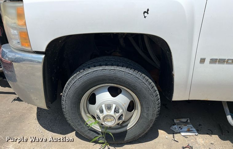 image for item DM4969 2009 Chevrolet Silverado 3500HD  dump bed pickup truck