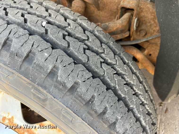 image for item DM4969 2009 Chevrolet Silverado 3500HD  dump bed pickup truck