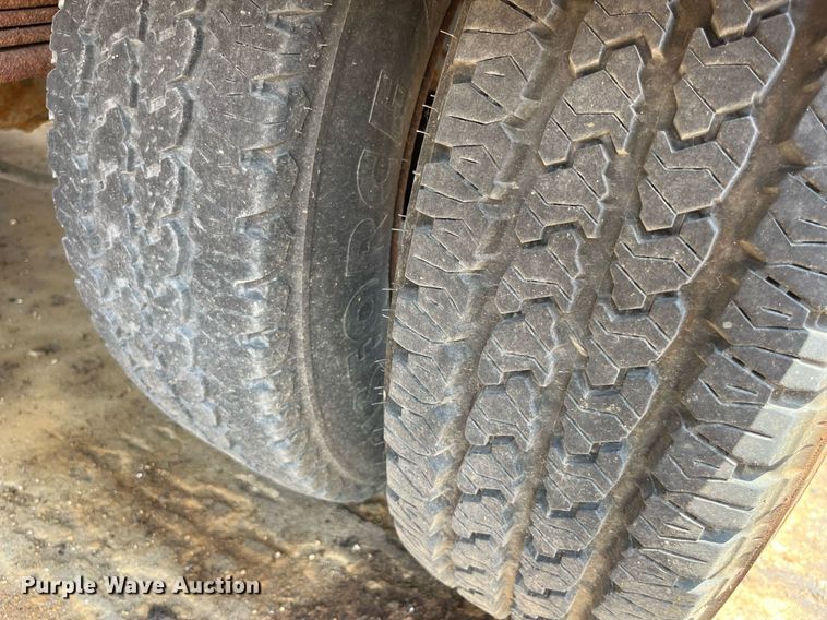 image for item DM4969 2009 Chevrolet Silverado 3500HD  dump bed pickup truck