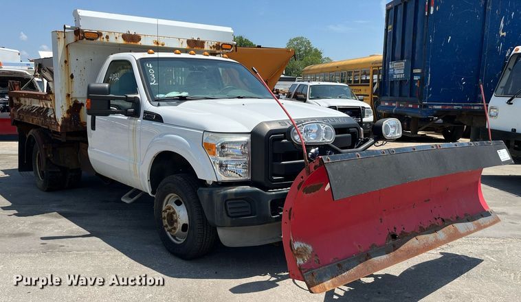 image for item DM4970 2011 Ford F350 Super Duty XL  dump bed pickup truck
