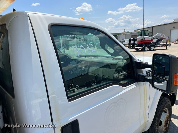 image for item DM4970 2011 Ford F350 Super Duty XL  dump bed pickup truck