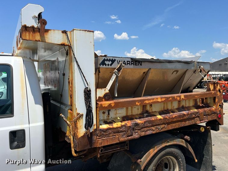 image for item DM4970 2011 Ford F350 Super Duty XL  dump bed pickup truck