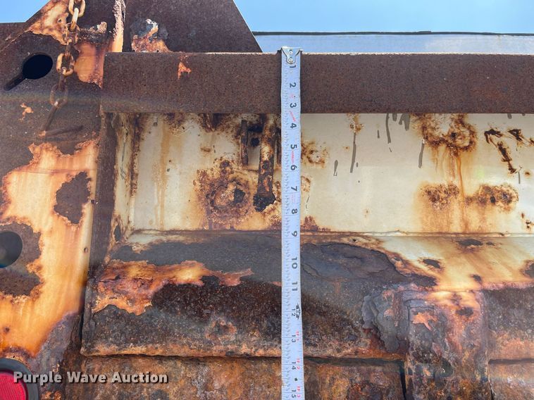 image for item DM4970 2011 Ford F350 Super Duty XL  dump bed pickup truck