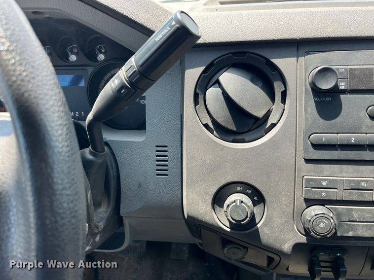 image for item DM4970 2011 Ford F350 Super Duty XL  dump bed pickup truck