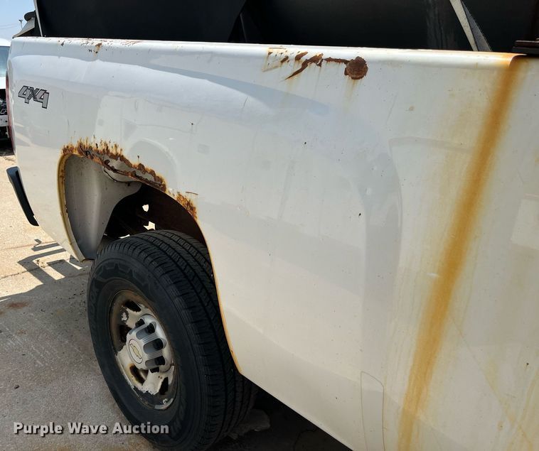 image for item DM4971 2009 Chevrolet Silverado 3500HD  pickup truck