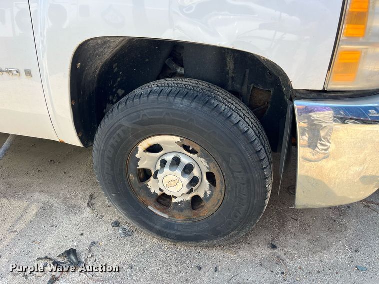 image for item DM4971 2009 Chevrolet Silverado 3500HD  pickup truck