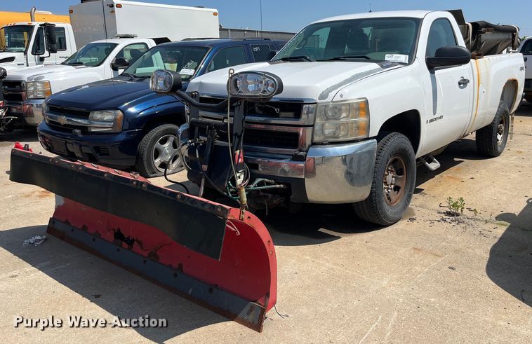 image for item DM4972 2009 Chevrolet Silverado 3500HD  pickup truck