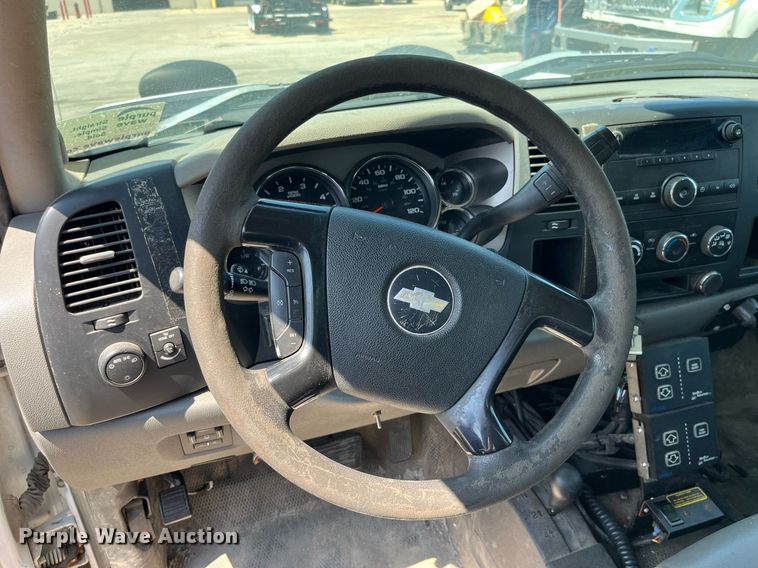 image for item DM4972 2009 Chevrolet Silverado 3500HD  pickup truck