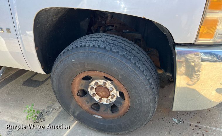 image for item DM4972 2009 Chevrolet Silverado 3500HD  pickup truck