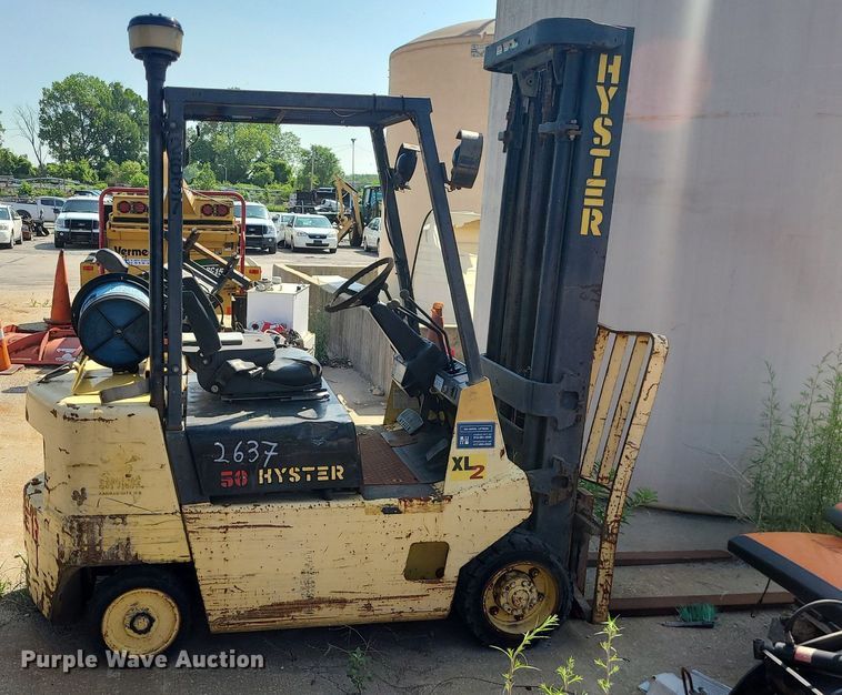 image for item DM4975 Hyster S50XL  forklift