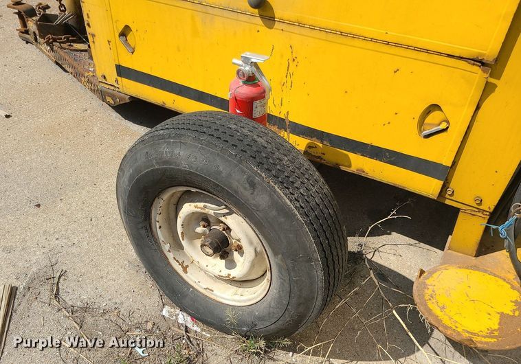 image for item DM4976 Hobart G-261  welder/generator