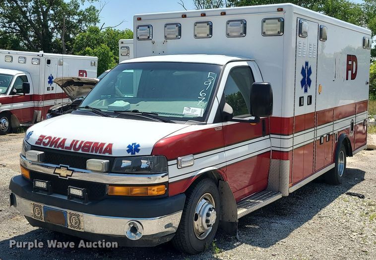 image for item DM4977 2016 Chevrolet Express G4500  ambulance