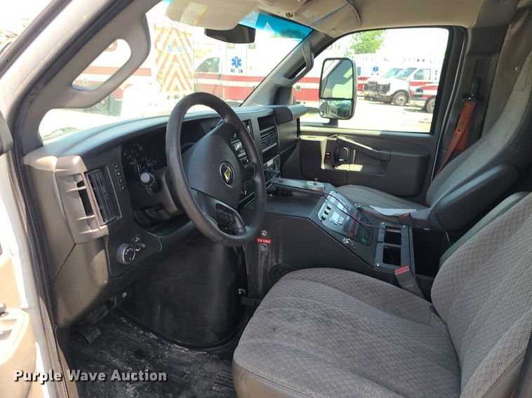 image for item DM4977 2016 Chevrolet Express G4500  ambulance