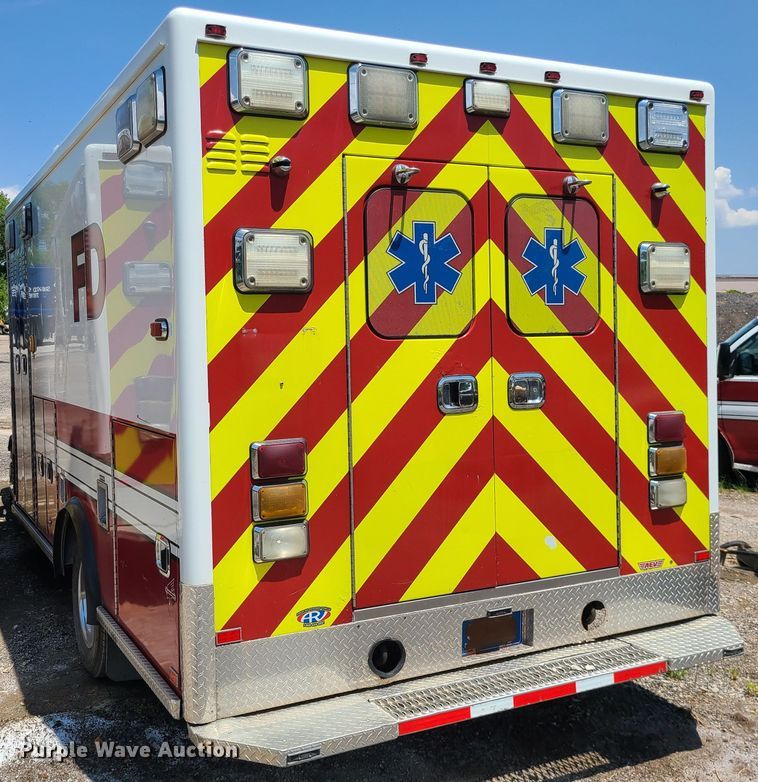 image for item DM4978 2014 Chevrolet Express G4500  ambulance