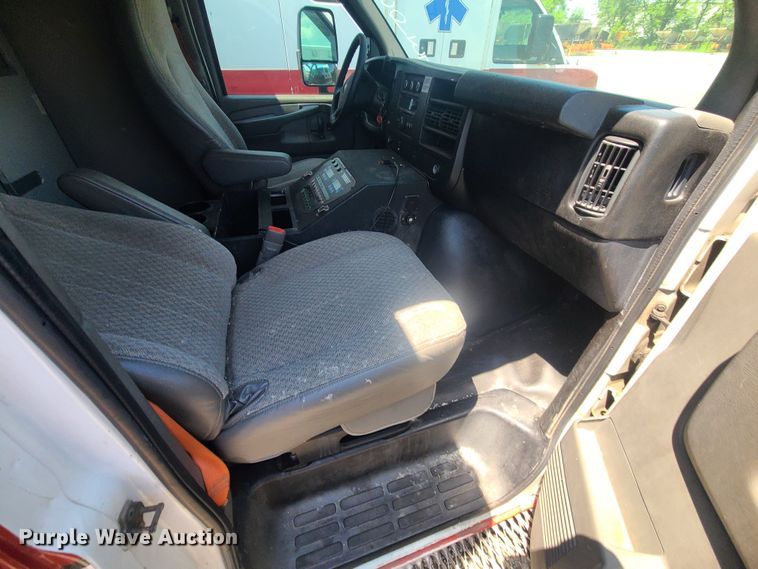 image for item DM4978 2014 Chevrolet Express G4500  ambulance
