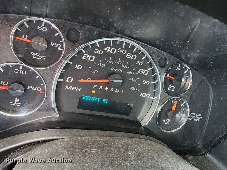 image for item DM4978 2014 Chevrolet Express G4500  ambulance