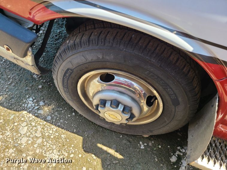 image for item DM4978 2014 Chevrolet Express G4500  ambulance