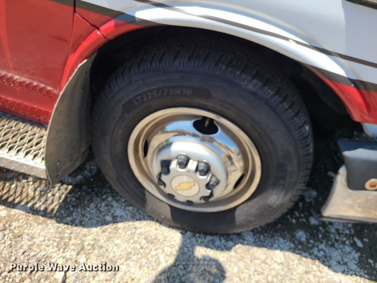 image for item DM4978 2014 Chevrolet Express G4500  ambulance