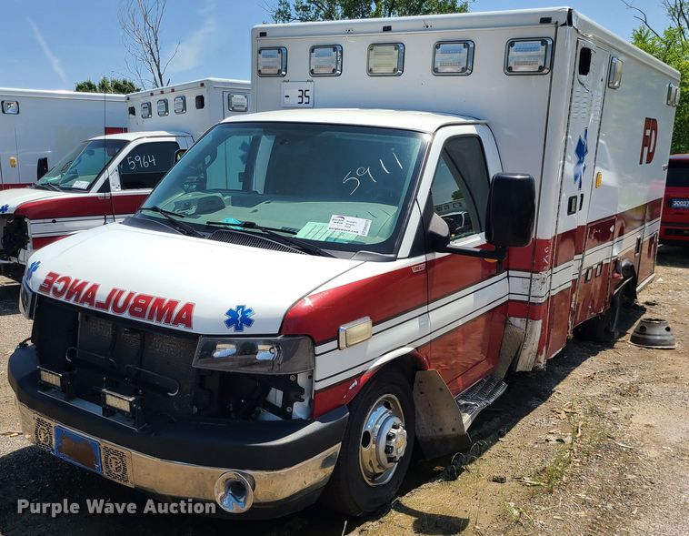 image for item DM4979 2016 Chevrolet Express G4500  ambulance