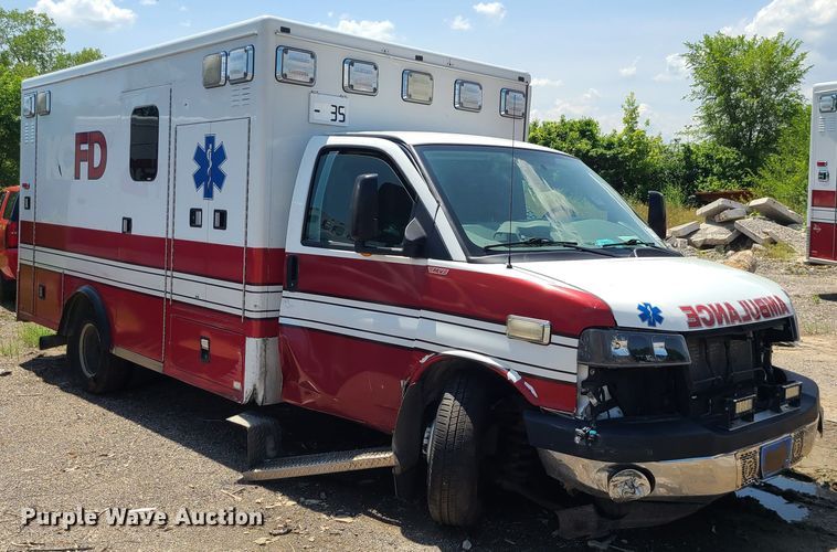 image for item DM4979 2016 Chevrolet Express G4500  ambulance