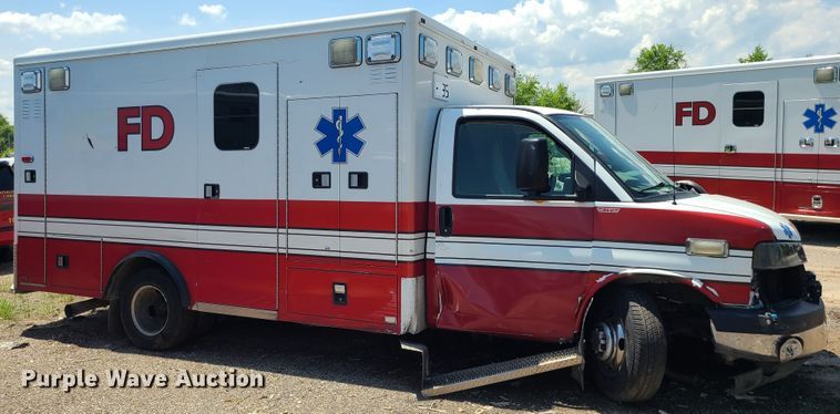 image for item DM4979 2016 Chevrolet Express G4500  ambulance