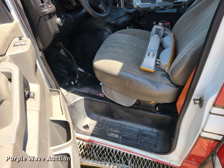 image for item DM4979 2016 Chevrolet Express G4500  ambulance