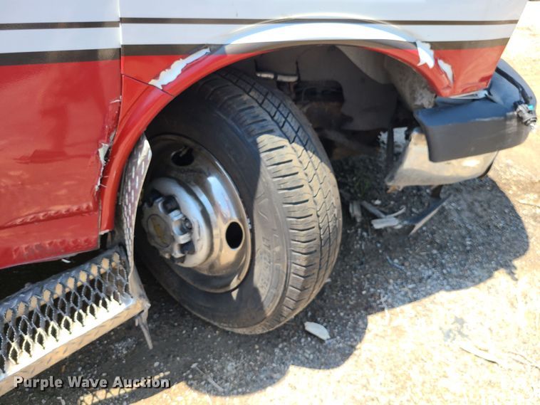 image for item DM4979 2016 Chevrolet Express G4500  ambulance