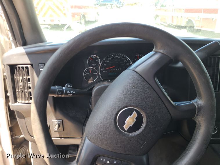 image for item DM4980 2014 Chevrolet Express G4500  ambulance