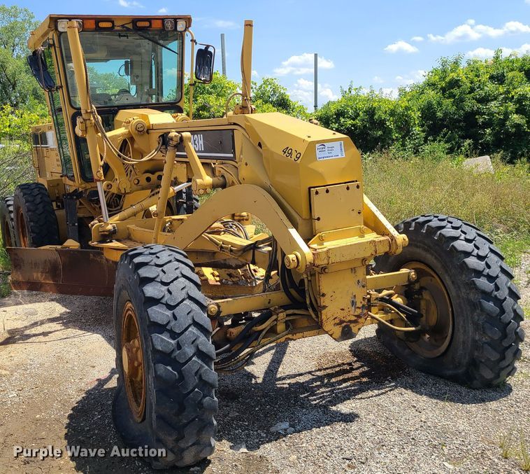 image for item DM4982 1999 Caterpillar 143H  motor grader