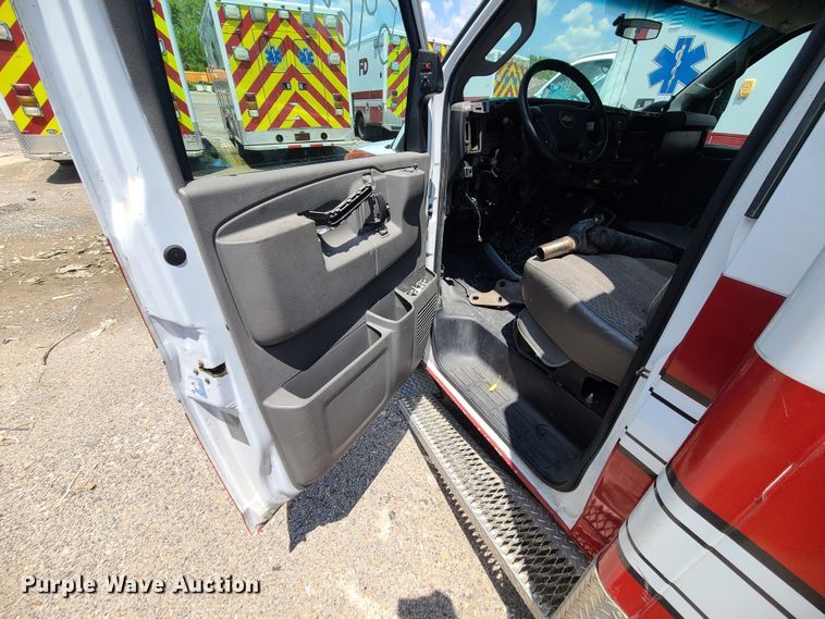 image for item DM4984 2016 Chevrolet Express G4500  ambulance