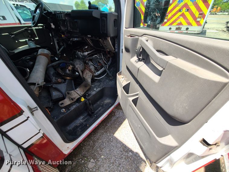 image for item DM4984 2016 Chevrolet Express G4500  ambulance