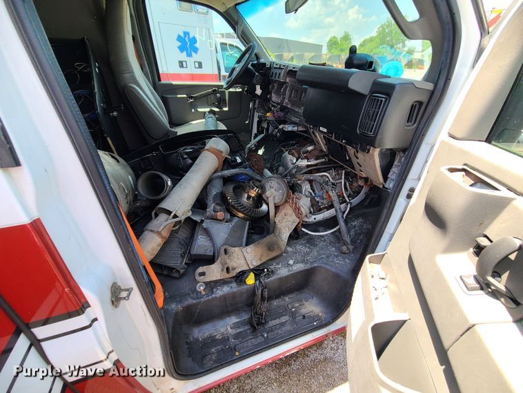 image for item DM4984 2016 Chevrolet Express G4500  ambulance