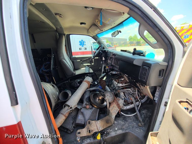 image for item DM4984 2016 Chevrolet Express G4500  ambulance